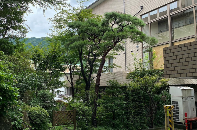 栃木県日光市　保養所の庭木の剪定による造園工事